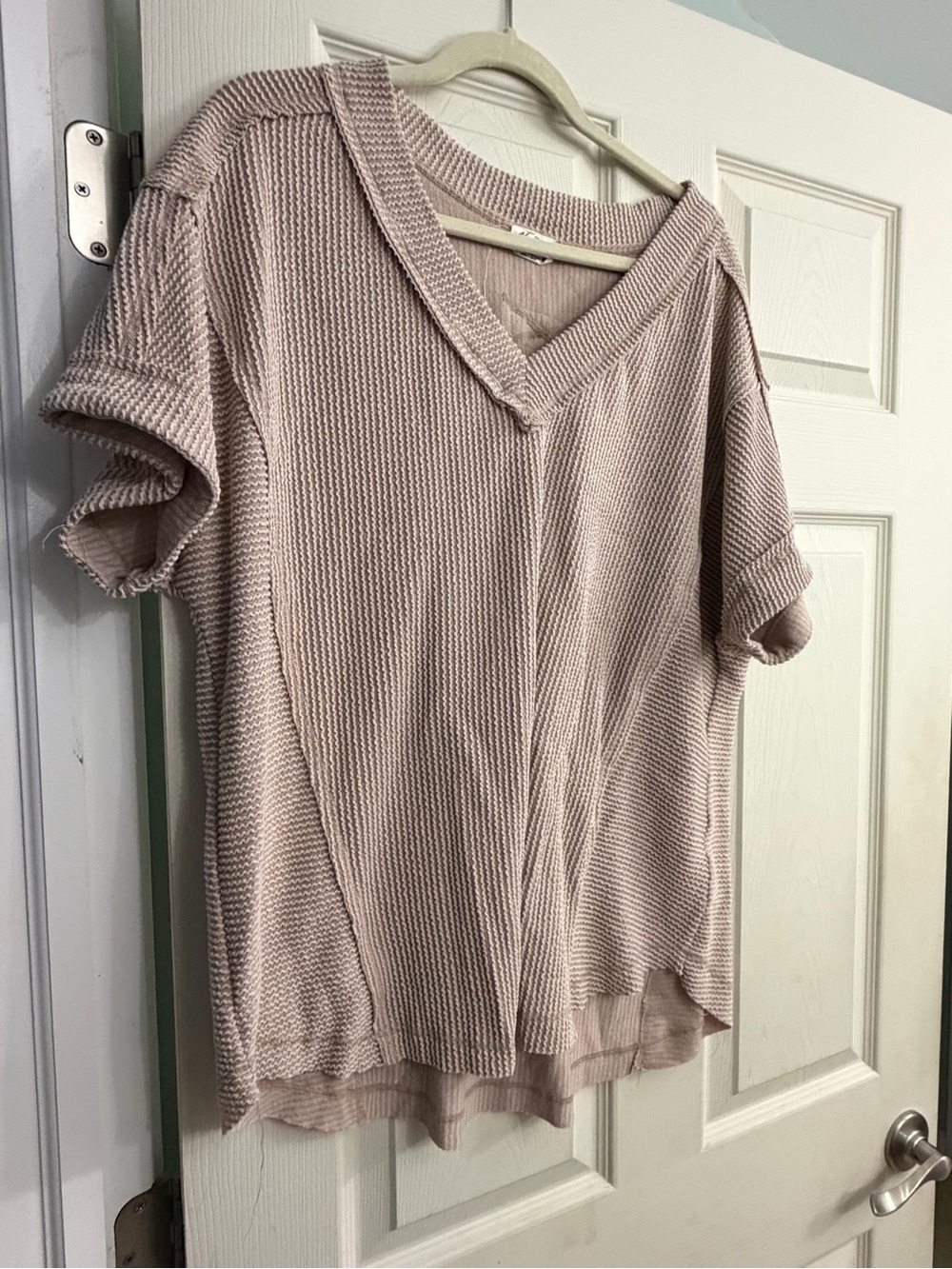 Relaxed V-Neck Short Sleeve Knit Top - Dusty Rose